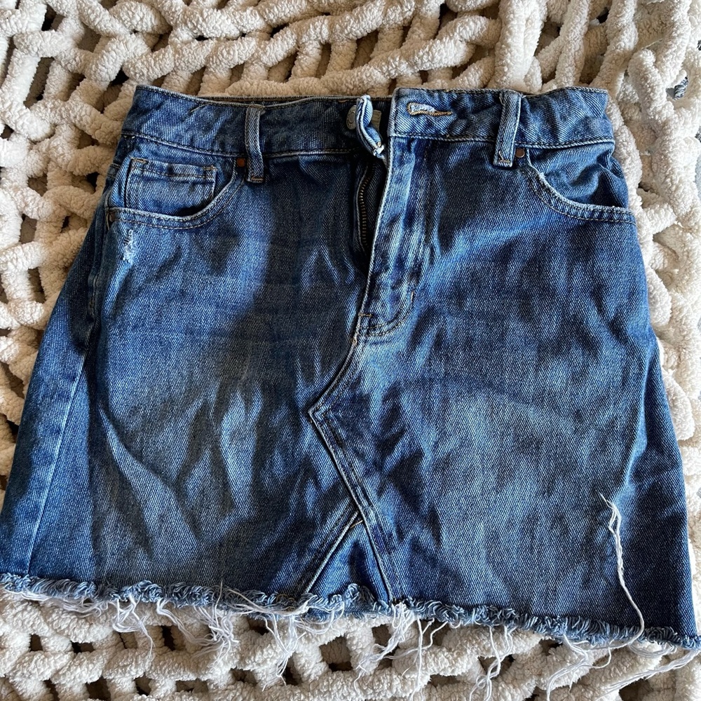 Pacsun skirt only worn a few times.